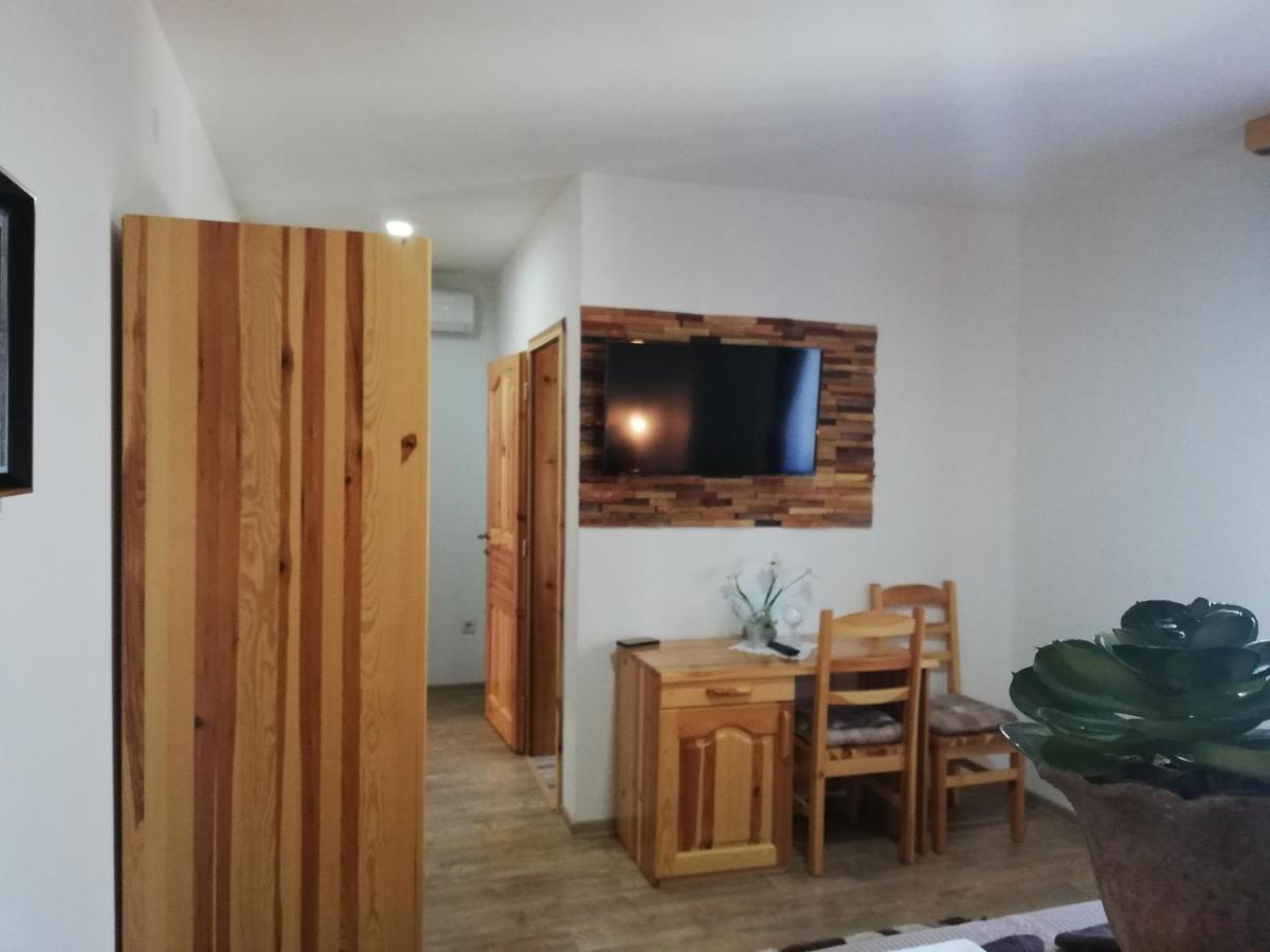 Rustic Lodge Plitvice 1 Plitvicka Jezera Luaran gambar
