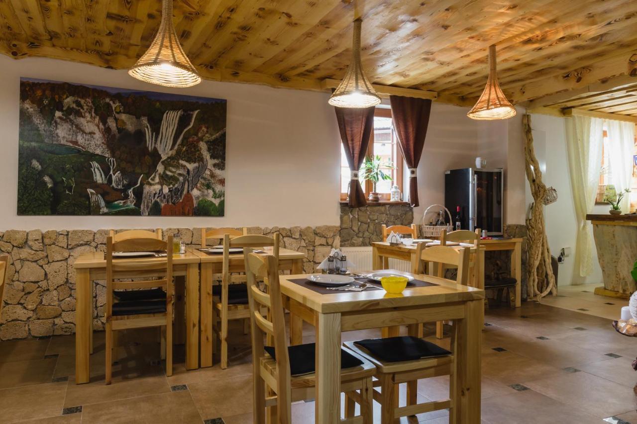 Rustic Lodge Plitvice 1 Plitvicka Jezera Luaran gambar