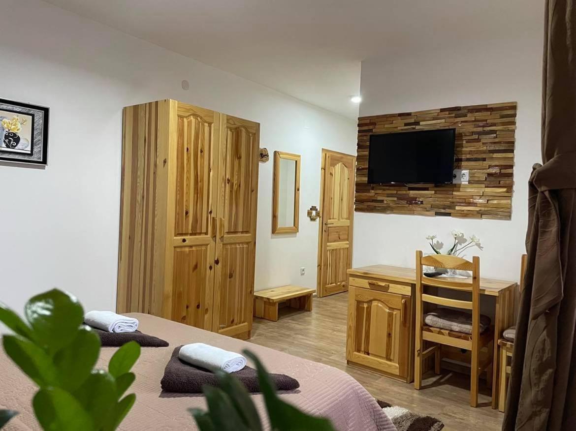 Rustic Lodge Plitvice 1 Plitvicka Jezera Luaran gambar