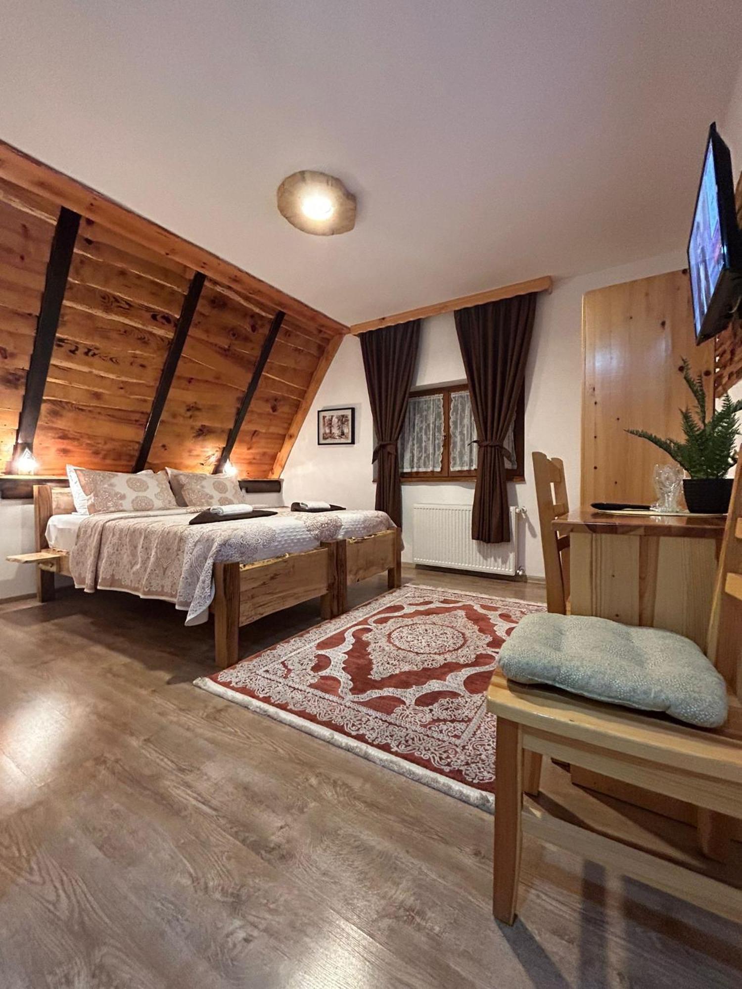 Rustic Lodge Plitvice 1 Plitvicka Jezera Luaran gambar