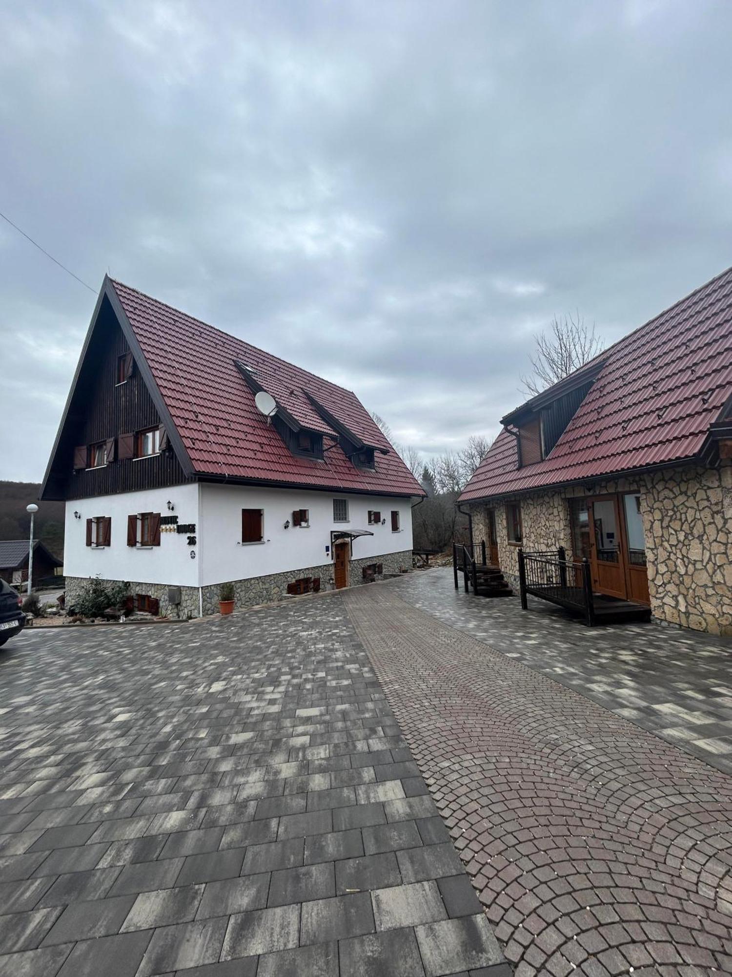 Rustic Lodge Plitvice 1 Plitvicka Jezera Luaran gambar